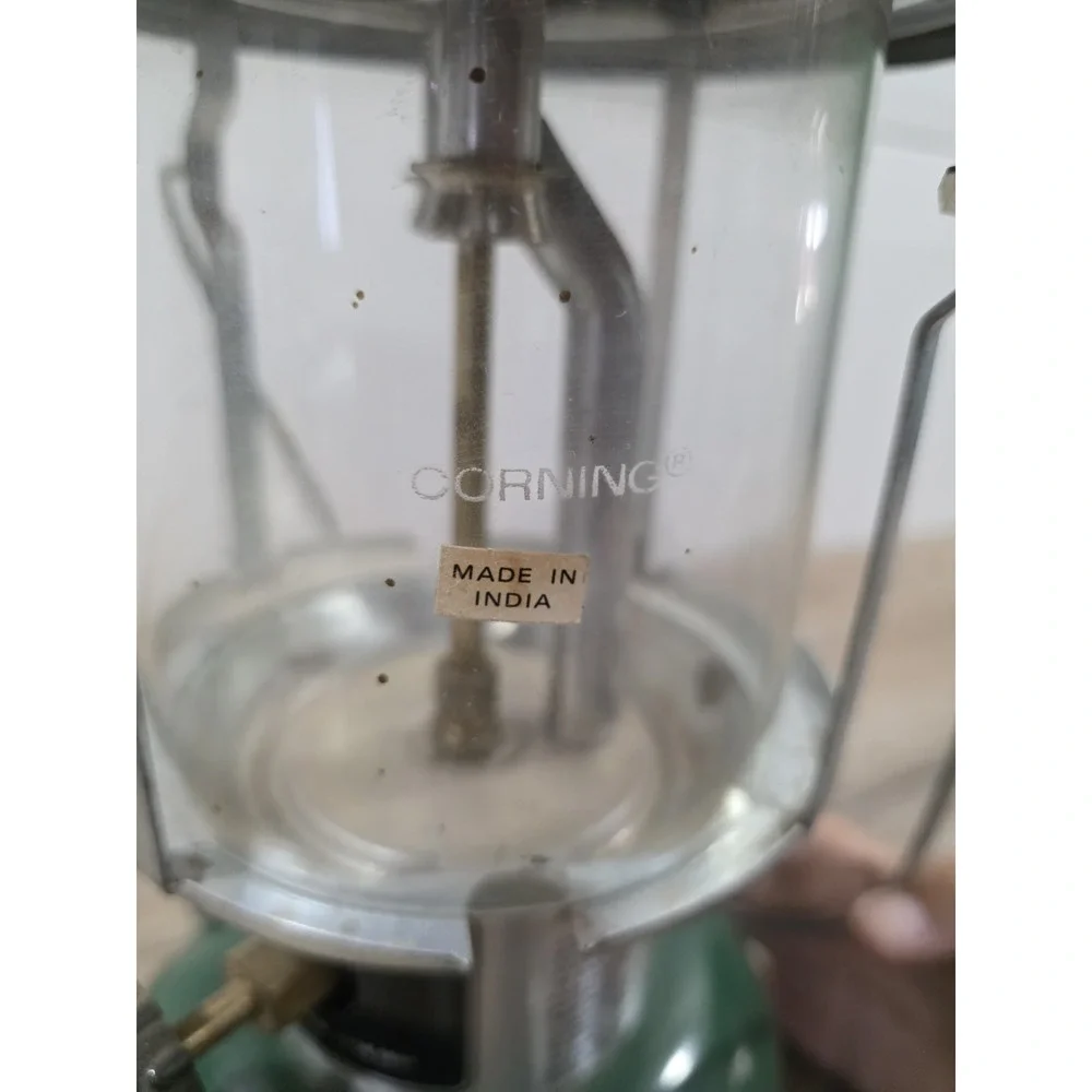 Vintage Coleman Lantern Model 220K Green 2-Mantle 1981 Great Condition Used